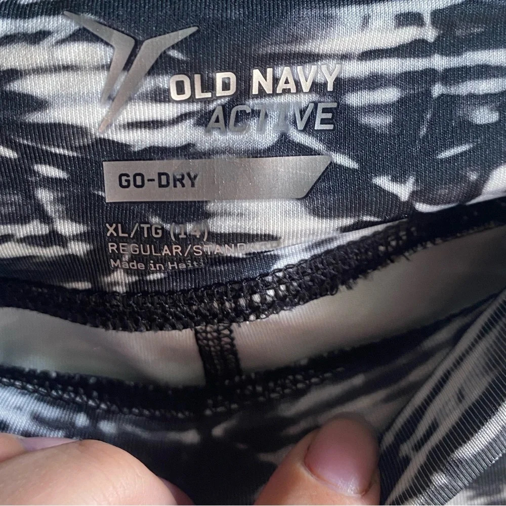 Old Navy Active Go Dry XL Regular - Picture 3 of 4